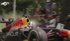 Red Bull - Coulthard fait le spectacle au showrun en Inde