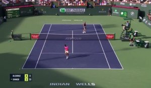 Indian Wells - Alcaraz domine Sinner et va en finale