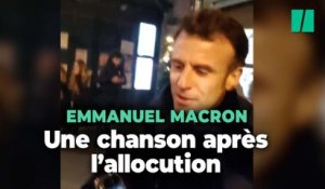 Après son allocution, Emmanuel Macron filmé en train de chanter dans la rue