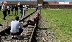 Le mémorial d’Auschwitz recadre ses visiteurs au comportement inapproprié