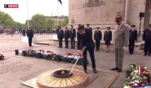 Cérémonies du 8-Mai : Emmanuel Macron a ravivé la flamme du soldat inconnu