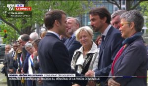 8-Mai: Emmanuel Macron salue Grégory Doucet, le maire de Lyon, avec qui il doit s'entretenir à l'issue des commémorations