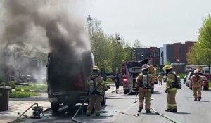 Incendie dans une caisse de camion (Gracieuseté - Michaël Rivard)