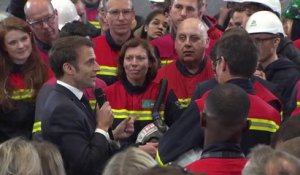 Emmanuel Macron à Dunkerque: "Il y a quelques années, je disais qu'il suffisait de traverser la rue, là il faut faire un mètre"