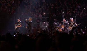 U2 - Where The Streets Have No Name (Live In Paris 2015)