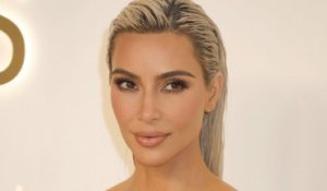 Kim Kardashian rend hommage à sa mère Kris Jenner pour la fête des mères