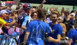 Tour d'Italie 2023 -Alberto Dainese la 17e étape d'un rien devant Jonathan Milan