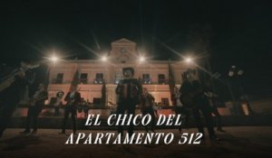 Calibre 50 - El Chico Del Apartamento 512 (LETRA/En Vivo)