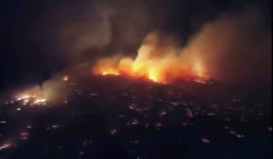 Au moins six personnes sont mortes dans l’archipel américain d’Hawaï, où l’île de Maui est actuellement ravagée par plusieurs incendies forçant certains habitants à se jeter à la mer pour échapper aux flammes