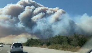 Grèce : un violent feu de forêt brûle à la frontière turque, huit villages évacués