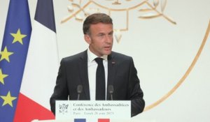 Crise au Niger : Macron salue le travail de l'ambassadeur de France toujours en poste à Niamey