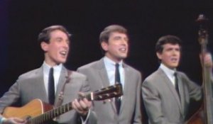 The Bachelors - Love Me With All Your Heart (Live On The Ed Sullivan Show, May 15, 1966)
