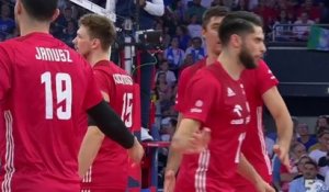 Volley-ball - Euro (H) : Le replay de Pologne - Italie (set 1)