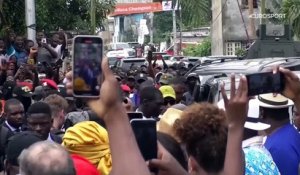 Mbappé acclamé au Cameroun
