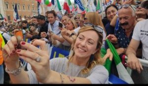 Giorgia Meloni a L’Aquila chiude la campagna elettorale per Biondi sindaco