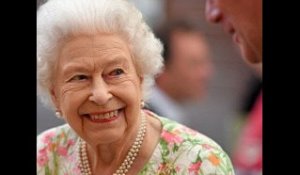Elizabeth II taquine lors du G7 : cette question osée qui a bien fait rire
