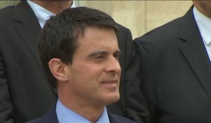 Attentat à Arras : Manuel Valls se livre après l'assassinat du professeur