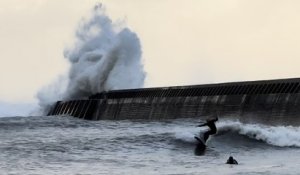 «On voyait les vagues exploser au-dessus de nos têtes» : ces surfeurs ont affronté la tempête Ciaran