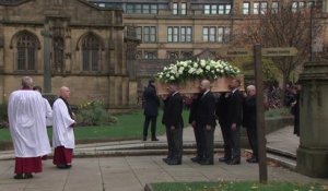 Funérailles de Bobby Charlton - L'arrivée du cercueil à la Cathédrale de Manchester