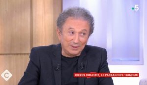 "Il n'en faut pas beaucoup pour qu'il pleure” : les confidences de Michel Drucker sur sa relation avec Thierry Ardisson