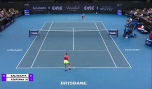 Brisbane - Azarenka poursuit sa route
