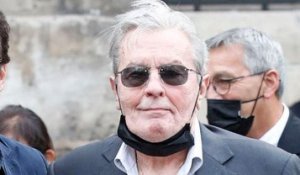 Alain Delon : malade, sourd, avec un état de santé qui se dégrade ? Son ancien garde du corps brise le silence et fait des révélations