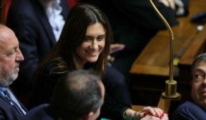 Sandrine Josso, la députée droguée à son insu, ovationnée pour son retour à l’Assemblée