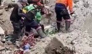 Philippines: un glissement de terrain fait 10 morts