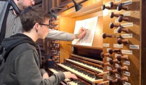 Cours d'orgue à la Collégiale de Leuze par Jonathan Bridoux