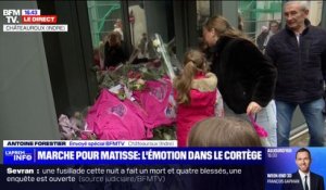 Mort de Matisse: des fleurs sont déposées à l'entrée du restaurant des parents de l'adolescent