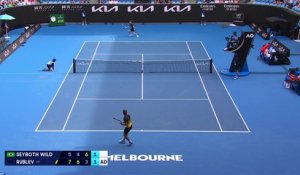 Seyboth Wild en mode mini-tennis contre Rublev : ses incroyables réflexes au filet en vidéo