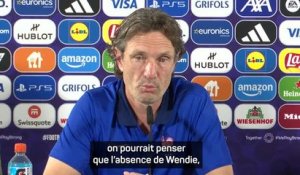 Bleues - Bonadei sur Renard : "C'est toujours difficile quand on annonce ce genre de décision"