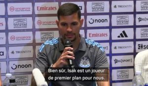 Newcastle - Guimarães pas du tout perturbé par les rumeurs de départ d’Isak