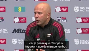 Liverpool - Slot salue la performance d’Ekitike, buteur pour ses débuts