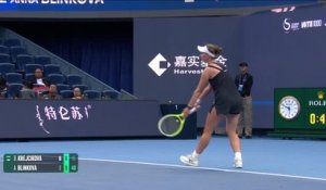 Pékin - Krejcikova repart fort