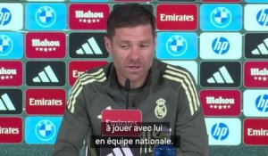 Real Madrid - Xabi Alonso : "Busquets avait toujours une longueur d'avance"