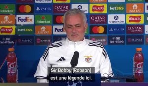 Benfica - Avant Newcastle, Mourinho rend hommage à la “légende” Sir Bobby Robson