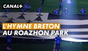 Le Roazhon Park du Stade Rennais derrière le RC Vannes
