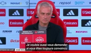 Benfica - Mourinho accuse un journaliste de répandre de fausses informations