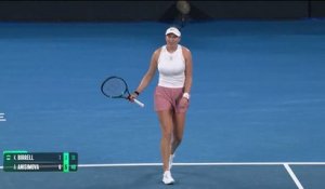 Brisbane - Anisimova fonce en huitièmes