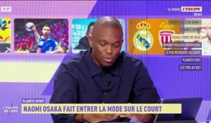 Un chapeau et une ombrelle : la nouvelle tenue flamboyante d'Osaka - Open d'Australie (F)