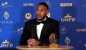 Corentin Tolisso milieu de terrain de L'équipe type de Ligue 1 des trophées UNFP - Foot