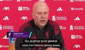 Slot sur l'affaire Vinicius : «  Nous ne pouvons jamais en faire assez, ni trop  » - Foot