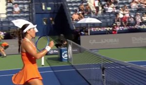 Dubaï - Pegula se hisse dans le dernier carré