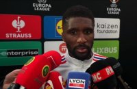 « On doit assumer et aller de l'avant » : Clinton Mata prône la remobilisation lyonnaise après la désillusion européenne - Foot - Ligue Europa - Lyon