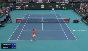 Miami - Sinner réalise un come-back spectaculaire