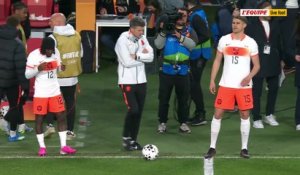 À une semaine de PSG-Liverpool en Ligue des champions, Jeremie Frimpong est sorti blessé avec les Pays-Bas - Foot - Matches amicaux