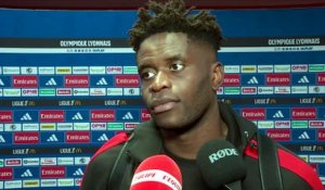 Brice Samba sur son carton jaune survenu pendant OL-Rennes : « Ça fait chier, j’espère que ça sera revu » - Foot - Ligue 1 - Rennes