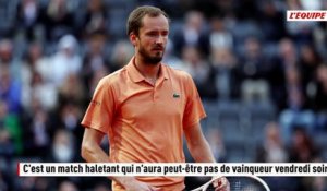 La demi-finale du Masters 1000 de Rome entre Jannik Sinner et Daniil Medvedev interrompue par la pluie - Tennis - Rome