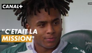 Théo Attissogbe au micro de Manon Fossat après la victoire de Pau au Hameau face à Clermont
